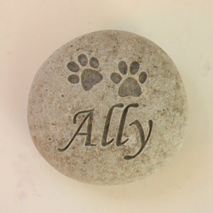 Pet Memorial Stone Custom Engraved Dog Cat Grave Marker Stone Pet Loss