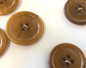 Set of 5 assorted vintage Mustard Celluloid or Butterscotch Bakelite plastic buttons, Four hole buttons, 1 1/8" to 1 1/4" diameter