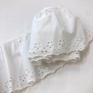 White Embroidered Eyelet lace trimming, 5&quot; wide gathered ruffle lace de-stash remnant, craft sewing supply, 2 yards