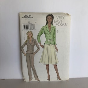 Very Easy Vogue V8044, Jacket Pants and Skirt, Vogue Jacket, Easy Jacket and pants pattern, work separates, work clothes, Sz EE, 14-20