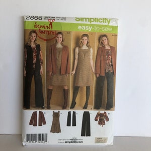 Puede incluir: Patrón de costura Simplicity número 2866, fácil de coser, para las tallas 20W-26W. El patrón incluye instrucciones para hacer un vestido, un mono, una chaqueta y unos pantalones. El patrón está ilustrado con una modelo que lleva cada prenda.