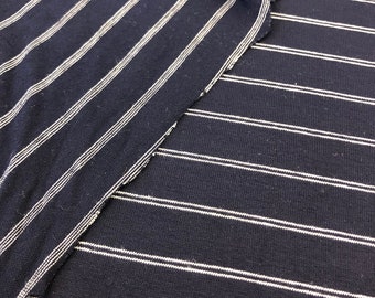 Marinblå och vitrandig viskosjersey, restmaterial, lätt stretchmaterial