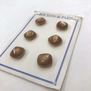 6 NOS Vintage 50s-60s Buttons on "Boutons de Paris" Original Card, Rounded Square Diamond with Brown Gradient Fade color 3/4"