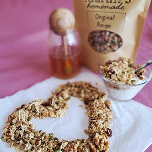 Martin's Homemade Granola – Small Batch Honey & Salt with Pecans, Walnuts, and Pepitas afbeelding 5