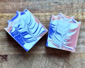Jabón artesanal Desert Calm de lavanda elaborado mediante proceso en frío