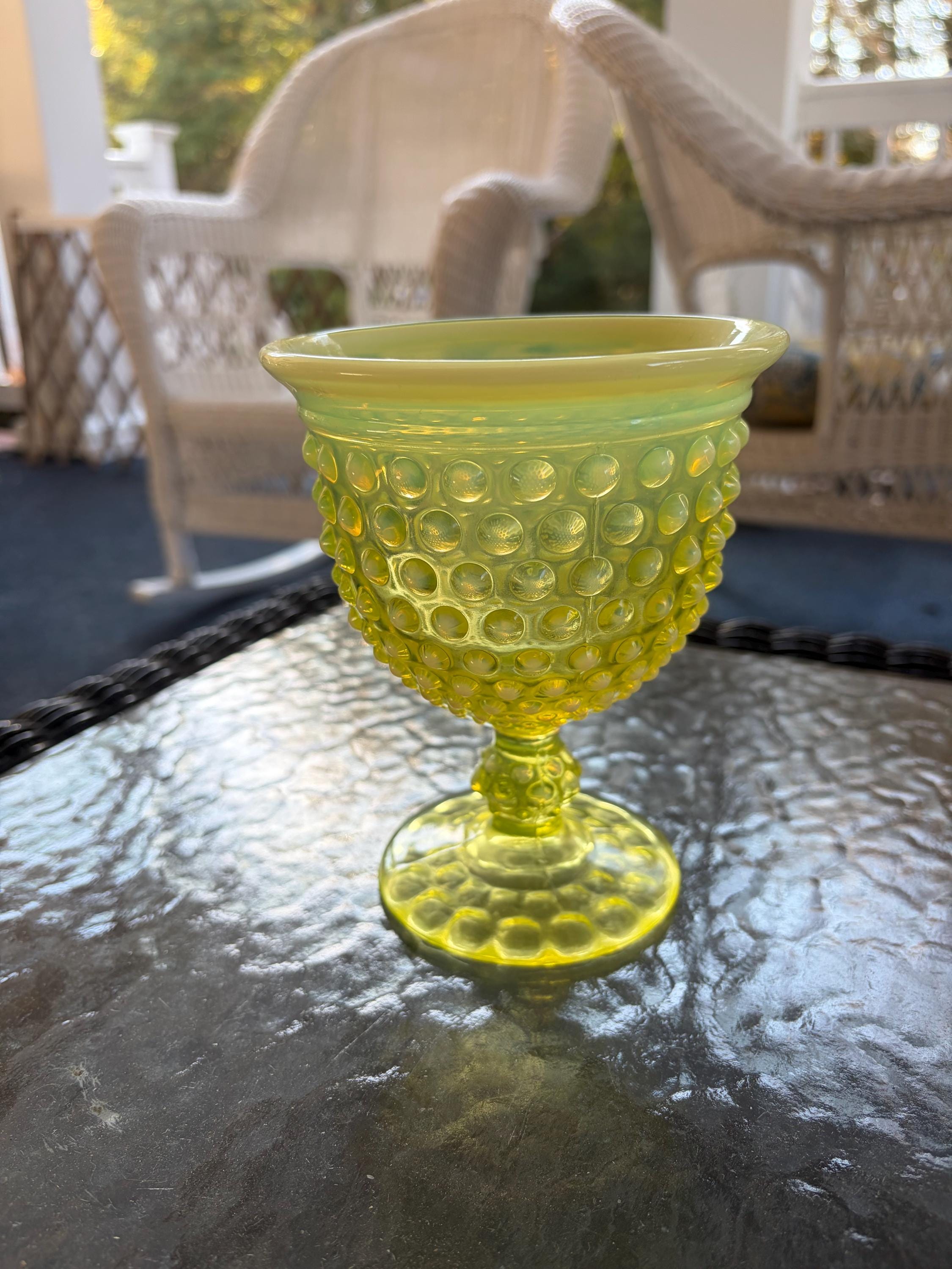 美品☆フェントン、ヴァセリンガラス、イエローオパールセント、ベース Yellow Opalescent Fenton Glass - Etsy