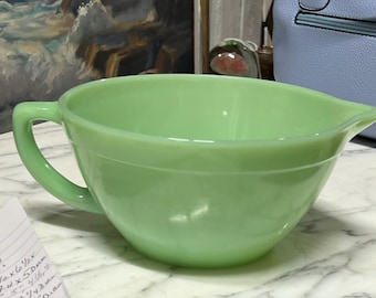 Awesome Vintage Jadeite Batter Bowl, Green Glass Pitcher, Retro Kitchenware