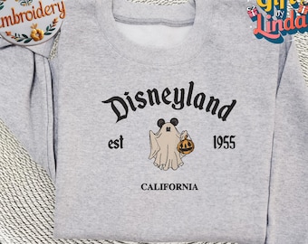 Embroidered Disneyland Sweatshirt: Vintage-Style California Theme Park Pullover