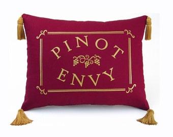 Pinot envidia almohadilla decorativa con borlas 12 x 16 pulgadas