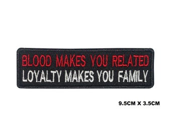 Parche bordado con el logotipo de Blood Makes You para ropa