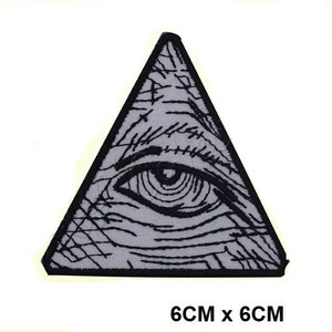 Logo Illuminate Eye haftowane na naszywce haftowana aplikacja na ubrania