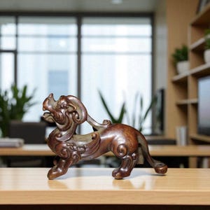 Estatua de unicornio de bronce hecha a mano: figura única de escritorio, decoración de fantasía mágica