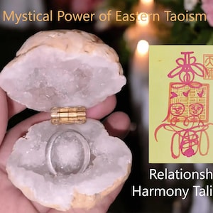 Raw White Agate Ring Box: Crystal Geode Wedding Ring Holder,Relationship Harmony Talisman