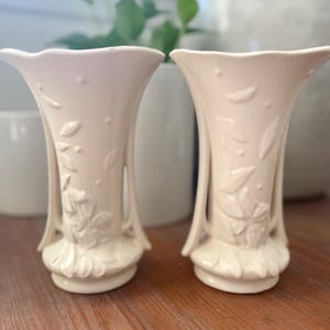 PAIR of 1942 Vintage McCoy Pottery Ivory Glazed Flower Vases Marked #1 NM USA