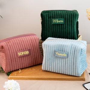 Personalized Velvet Cosmetic Bag for Bridesmaids, Custom Name Makeup Bag, Valentine&#39;s Day Gift for Women, Wedding Gift for Her, Bridal Party