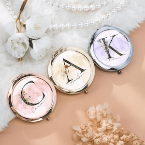 Op maat gemaakte make-upspiegel in zakformaat mooi huwelijkscadeau, cadeau vrijgezellenfeest, spiegel met naam, delicate mini compacte spiegel, cadeaus bruidsmeisje