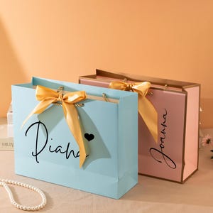 Sacchetti regalo personalizzati con nome, sacchetti regalo con cordino e nastro, sacchetti regalo di benvenuto, sacchetti regalo di compleanno, sacchetti regalo di nozze, sacchetti regalo per damigelle d&#39;onore