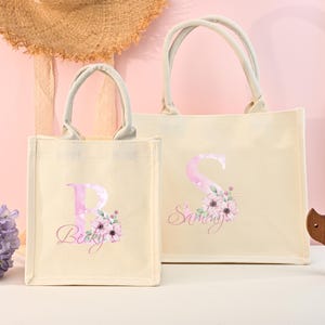 Personalized Bridesmaid Gift Bag with Name, Custom Burlap Gift Bag, Monogram Tote Bag, Bachelorette Party Bag, Bridesmaid Gift, Beach Bag