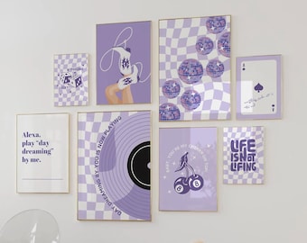 Juego de 8 cuadros de pared de galería morados, impresiones maximalistas, decoración de habitaciones preppy para chicas universitarias, sensación de suerte, botas de vaquera, naipes
