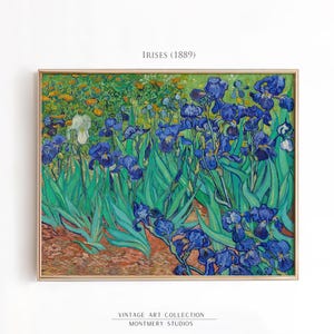 Peut inclure: Une peinture représentant un champ d'iris violets avec des feuilles vertes. La peinture est dans un cadre doré et porte le titre "Irises (1889)" en haut au centre.
