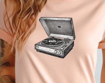 Vintage Turntable T-Shirt: Retro Music Lover Tee