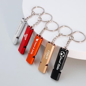 パーソナライズされた金属製ホイッスル、安全ホイッスルキーホルダー、刻印入りホイッスル、ホイッスル、救助ホイッスル