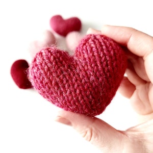 Knitting Pattern - Little Wool Heart Decorations, how to knit 3" stuffed hearts