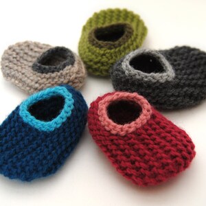 COPY Baby/'s Bootees and Slippers x 6-3 Ply Vintage Knitting Pattern To fit foot 3.5 9cm