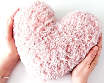 Knitting Pattern - Faux Fur Heart Pillow, How to Knit Stuffed Heart with faux fur yarn