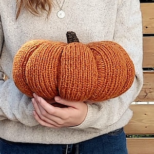 Knitting Pattern - Big Stuffed Pumpkins, 3 sizes, 9&quot; 11&quot; 13&quot; diameter