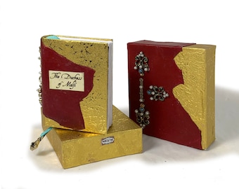 The Duchess of Malfi - Miniature Book in Unique Binding