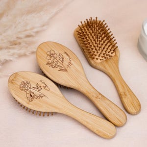 Personalized Handmade Bridesmaids Airbag Brush, Gift For Her, Custom Wedding Party Gift Hair Comb, Anniversary Gift, Unique Bridesmaid Gift