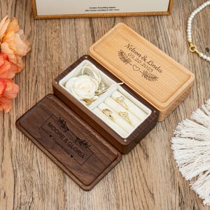 Personalisierte Holz Schmuckschatulle, Schmuckschatulle aus Walnussholz, Benutzerdefiniertes Jubiläumsgeschenk, Reiseetui für Frauen, Einzigartiges Geschenk für Sie und für die Frau