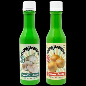 May include: Two green glass bottles with white caps, labeled "Howard's" in a retro font. The bottle on the left contains garlic juice and features a drawing of garlic cloves. The bottle on the right contains onion juice and features a drawing of onions. Both bottles are labeled with "Net 5 fl. oz. (148 ml)".