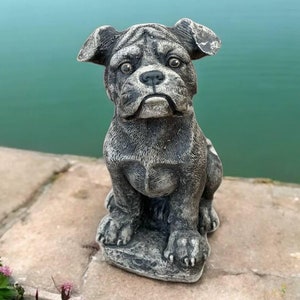 Beton sitting dog statue, Concrete boxer puppy, Home animal sculpture, Lawn boxer ornament, Garden boxer dog art, Outside dog decoration