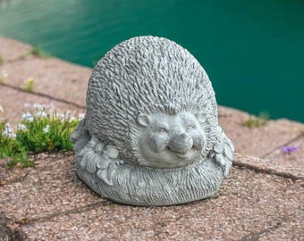 Stone hedgehog figurine Realistic hedgehog on base Animal garden sculpture Garden ornament Hedgehog decoration