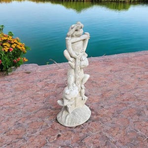Three frogs decoration Stone frog statue Welcome home sign Outdoor porch sculpture Frog decor Animal lover gift