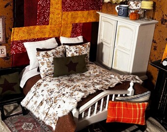 Miniature  Dollhouse Prairie Cottage Bed and Bedding Set, Pillows, Comforter, Sheet, Mattress, 1/12 Scale
