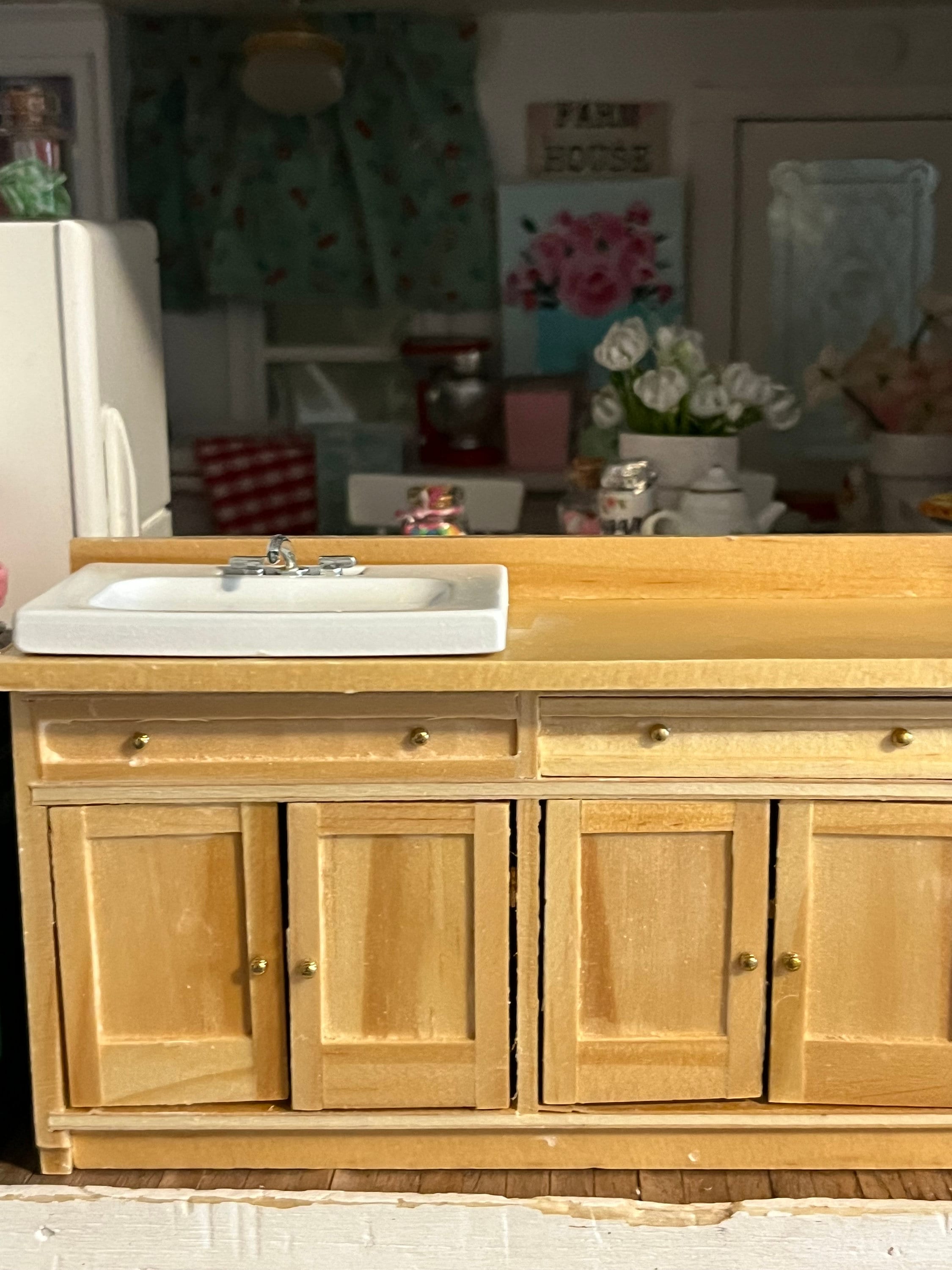 SALE! Dollhouse Miniature Kitchen Cupboard Sink