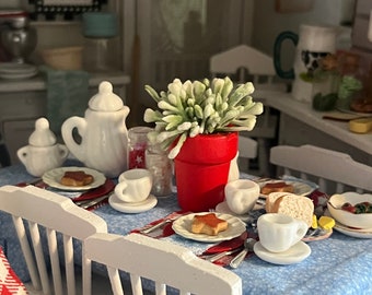 Dollhouse Miniature Table and Chairs, Americana Table Setting, 1:12 Scale