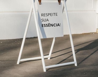 Insegne personalizzate per vetrine, insegne per marciapiedi esterni, insegne per menu, insegne per panini, insegne oscillanti, insegne per marciapiedi, insegne fisse, insegne per negozi