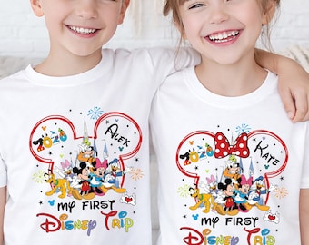Första Disney-resan 2026-tröja, Musse Minnie Disneyland-tröja, WDW-familjematchande tröja, anpassad mus-barn-första-tröja