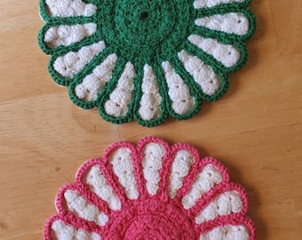 Set of doilies, pink and white, green & white, reversible, vintage, retro, crocheted