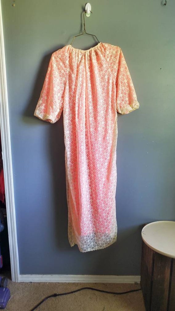 ILGWU, Peach, Pink, ivory lace, small, robe, hous… - image 4
