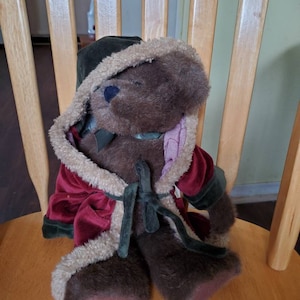 Christmas Boyd&#39;s Bear, stuffed,  holidays, decor, 90&#39;s, collectible,  gift, Santa,