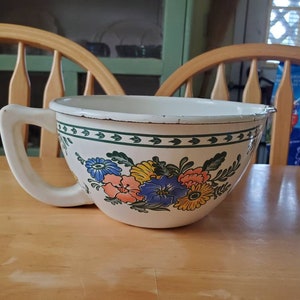 1987, enamel, 8 cup, measuring cup, floral pattern, made by M. Kamenstein, MK, retro, kitchen, gift, flower pot
