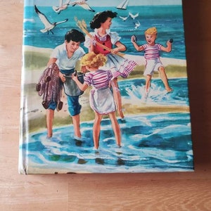 1954, The Bobbsey Twins at the Seashore, hardback book, children&#39;s book, written by Laura Lee Hope, Whitman Publishing