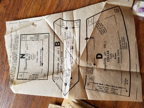 Simplicity printed pattern  #3287, size 2 - image 5