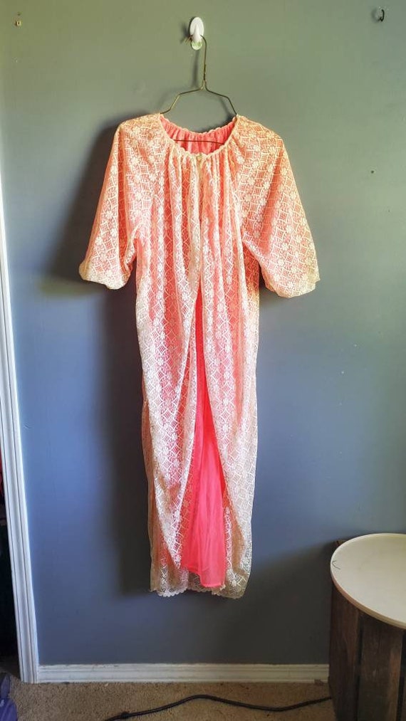 ILGWU, Peach, Pink, ivory lace, small, robe, hous… - image 1