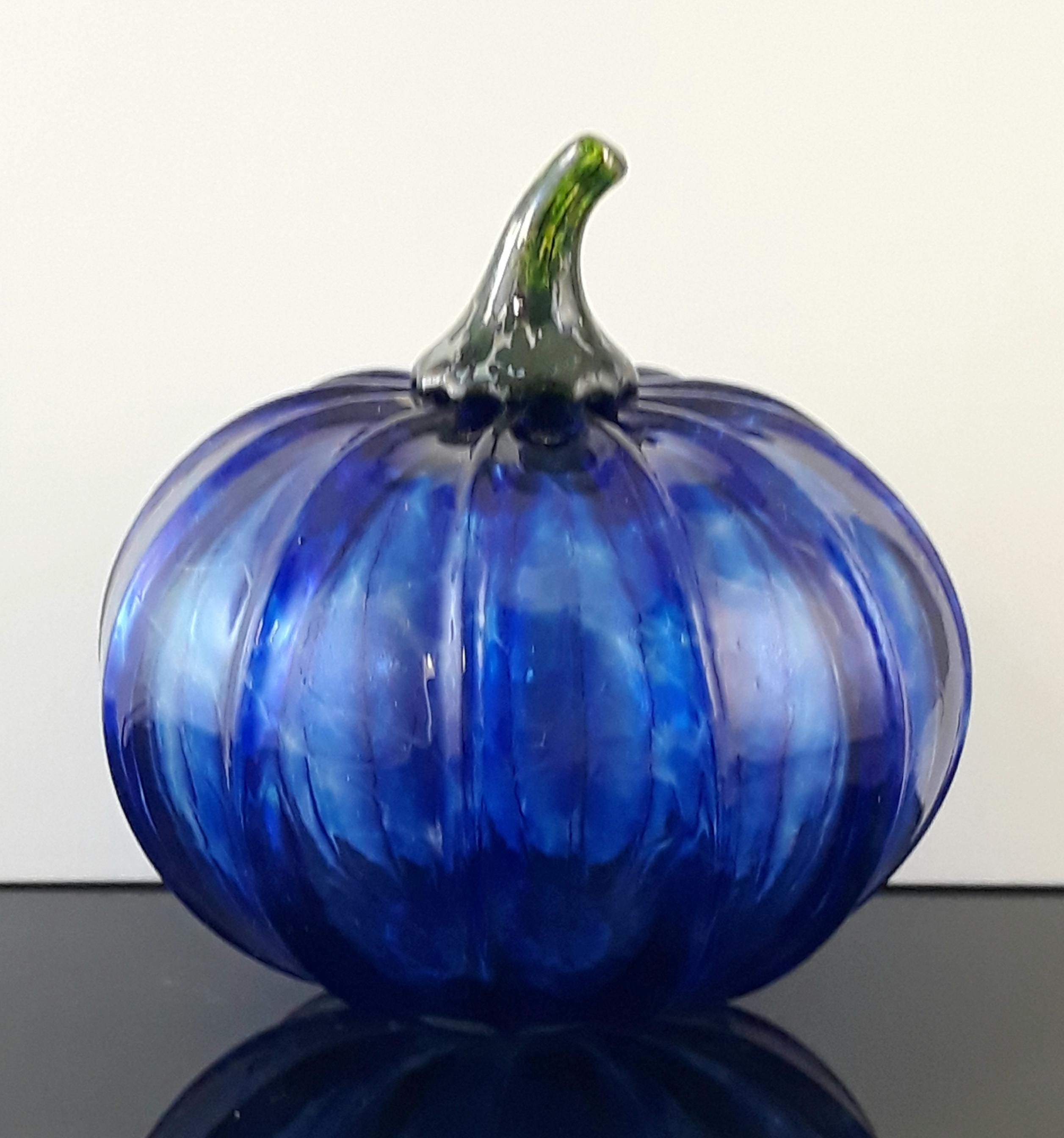 Ciieeo Glas Kürbis 11cm Handgeblasen - Herbst & Halloween Deko | Blau Mit Glitzer-Effekt